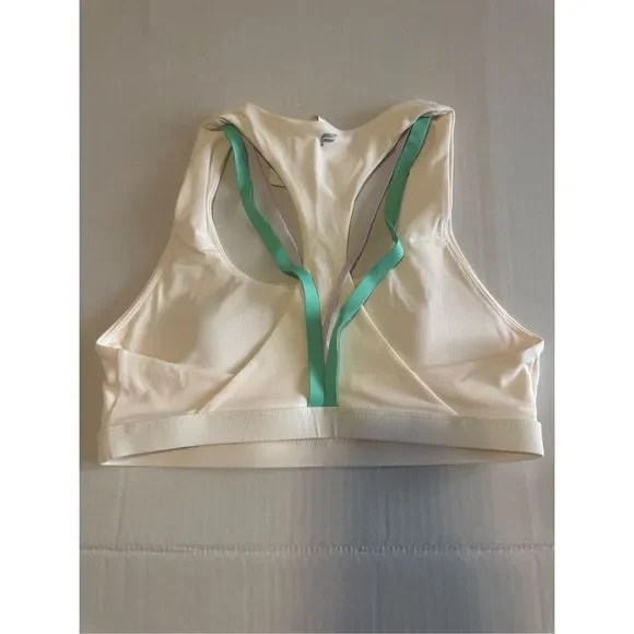 NWT - Fabletics Boost Medium Impact Sports Bra - medium/egret/light green - Picture 3 of 9